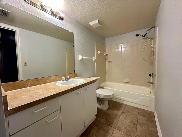 $1,575 | 1610 Columbia Arms Circle, Unit 131, Kissimmee, FL 34741