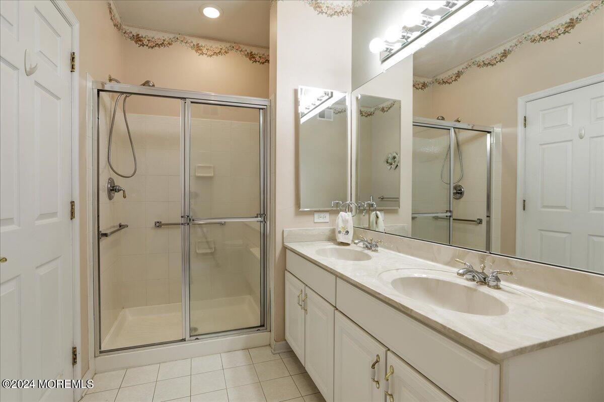 49 Drayton Road Manchester Township, NJ 08759 - Photo 51 of 64 47-49DraytonRd0047