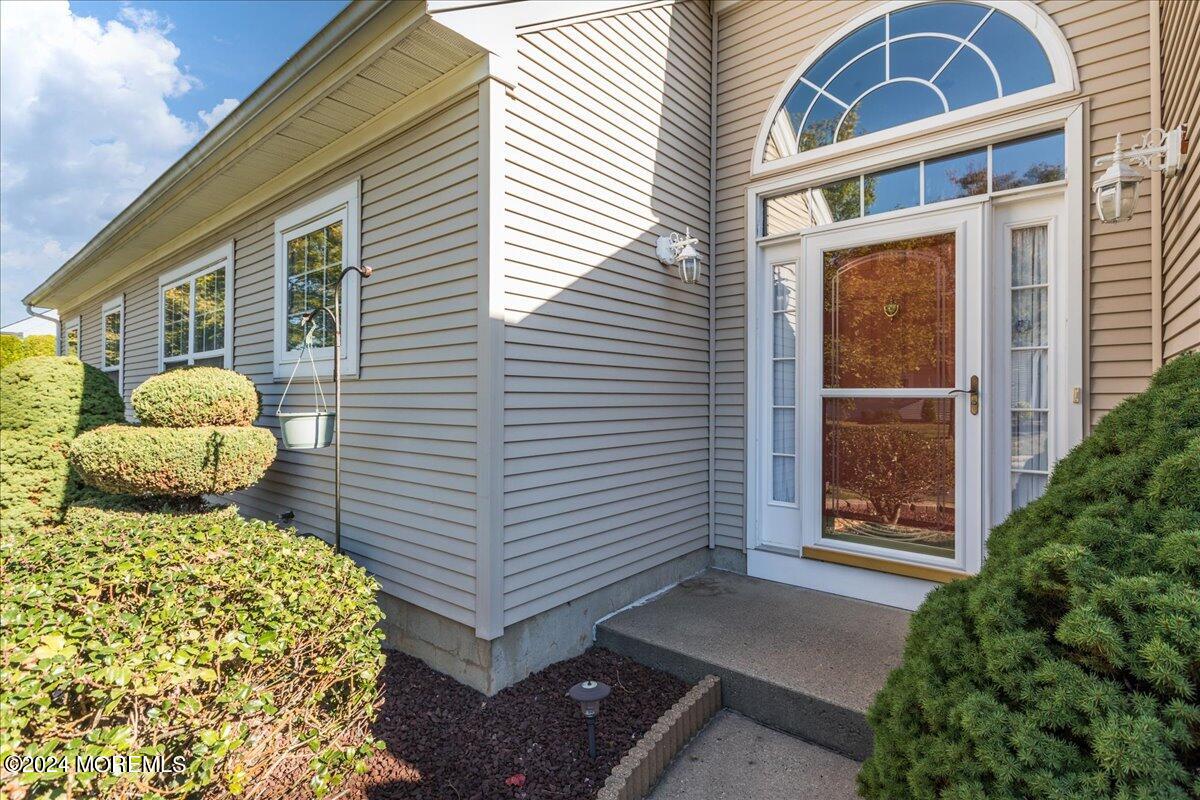 49 Drayton Road Manchester Township, NJ 08759 - Photo 8 of 64 12-49DraytonRd0012