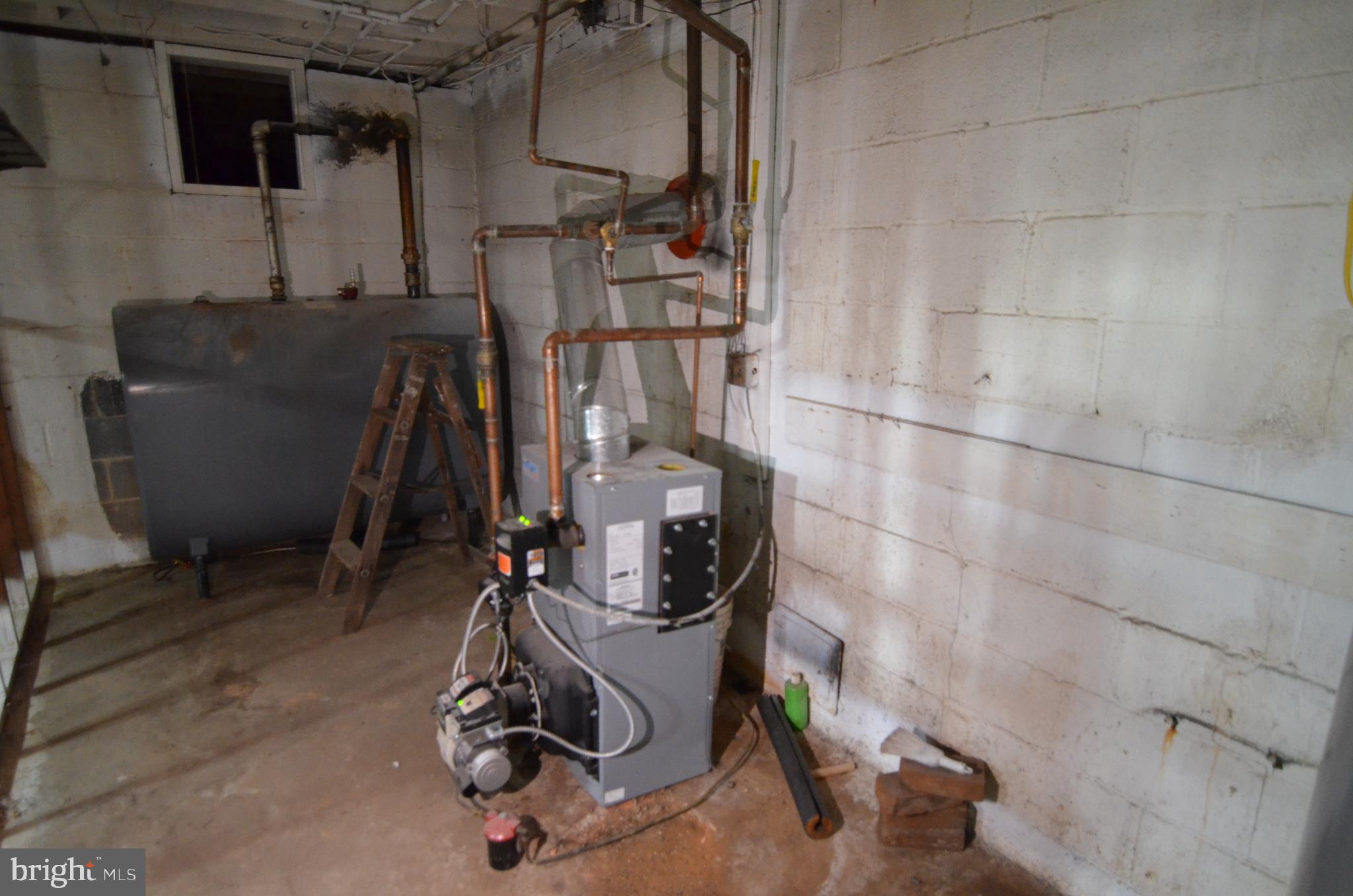 206 Shaw Avenue Silver Spring, MD 20904 - Photo 33 of 35 a bathroom with a toilet and a shower