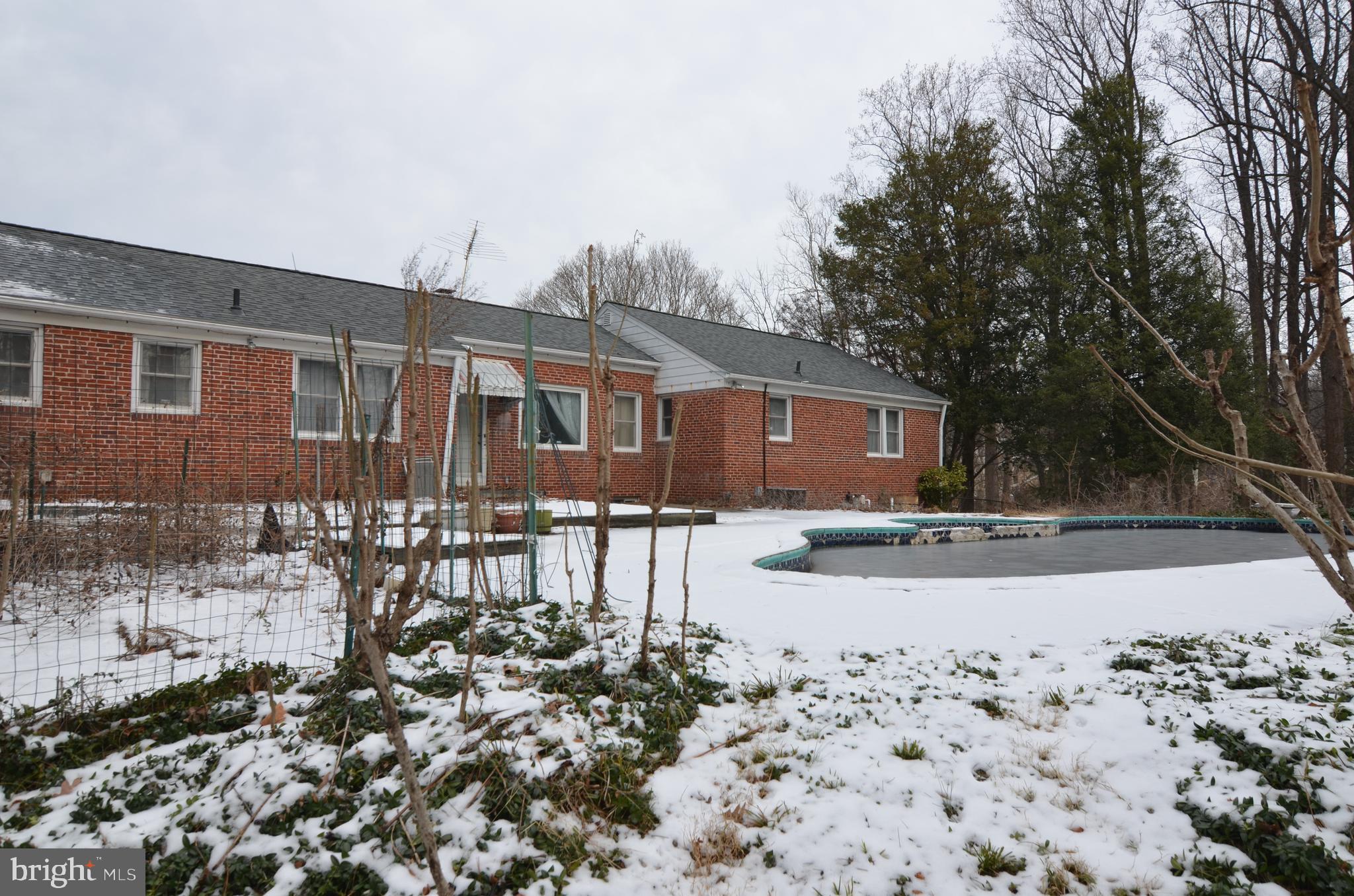 206 Shaw Avenue Silver Spring, MD 20904 - Photo 6 of 35 a front view of a house with a yard