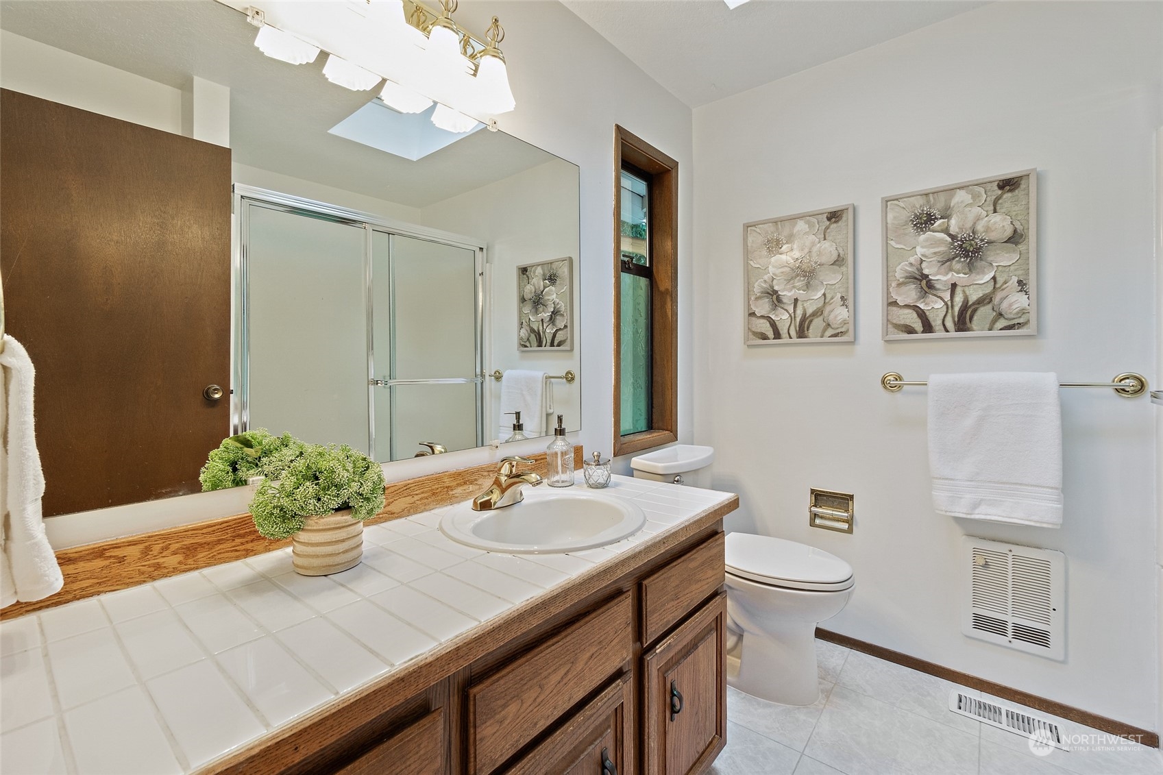 19918 89th Place West Edmonds, WA 98026 - Photo 20 of 40 Gallery Image 20