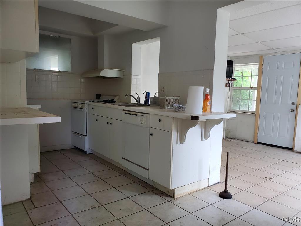 733 County Line Road Horsham, PA 19044 - Photo 5 of 15
