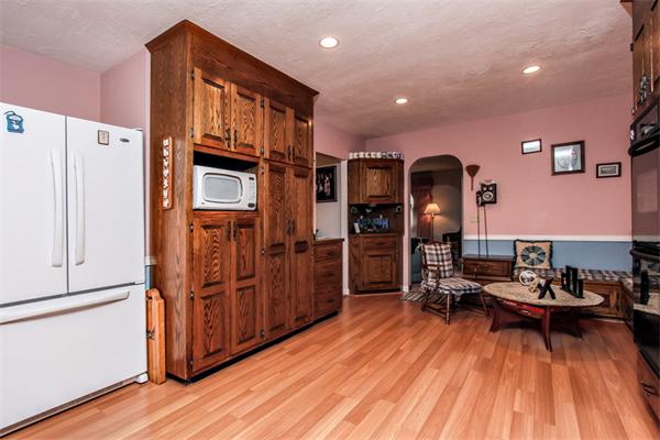 19 Birch Road Holliston, MA 01746 - Photo 10 of 30 Gallery Image 10