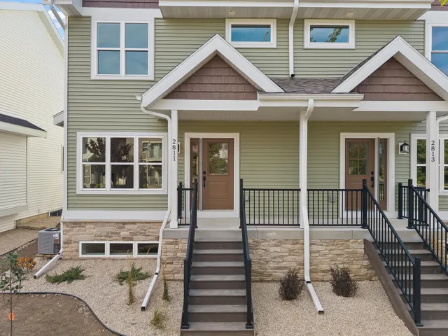 $479,900 | 2811 Crinkle Root Drive, Fitchburg, WI 53711