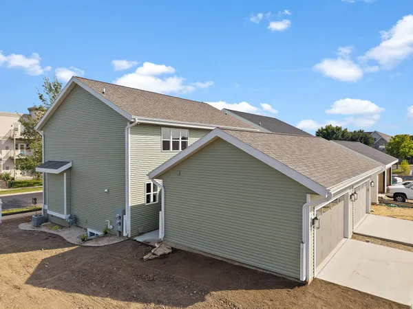 $459,000 | 2811 Crinkle Root Drive, Fitchburg, WI 53711