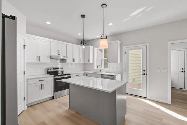 $479,900 | 2811 Crinkle Root Drive, Fitchburg, WI 53711