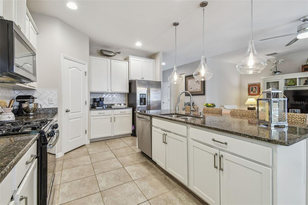 6467 Seasound Drive Apollo Beach, FL 33572 - Photo 27 of 81