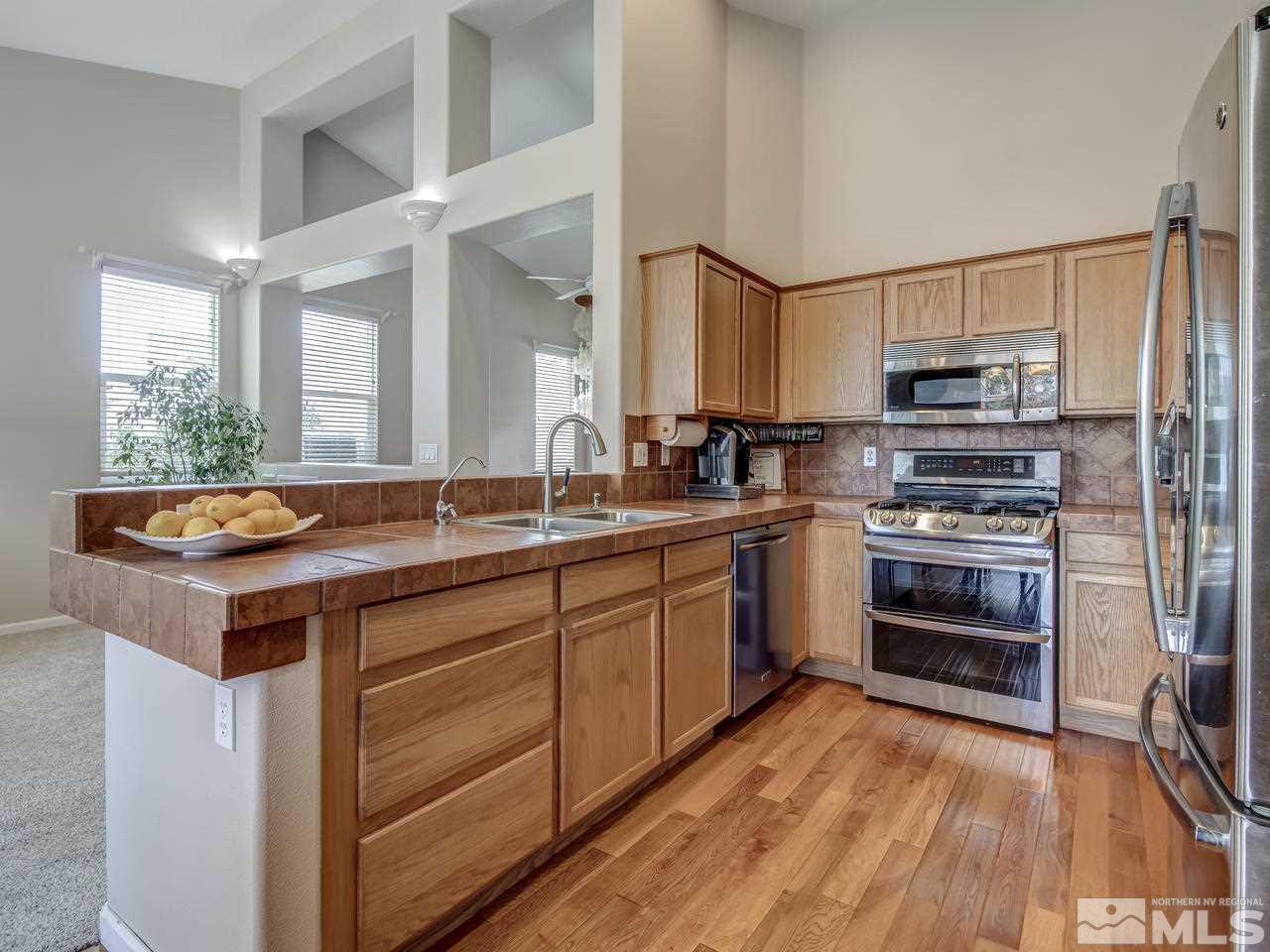 9835 Suncrest Drive Reno, NV 89506 - Photo 10 of 25 Photo 10