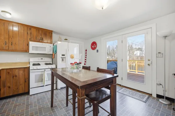 $479,900 | 33 Tanner Street, Concord, NH 03303
