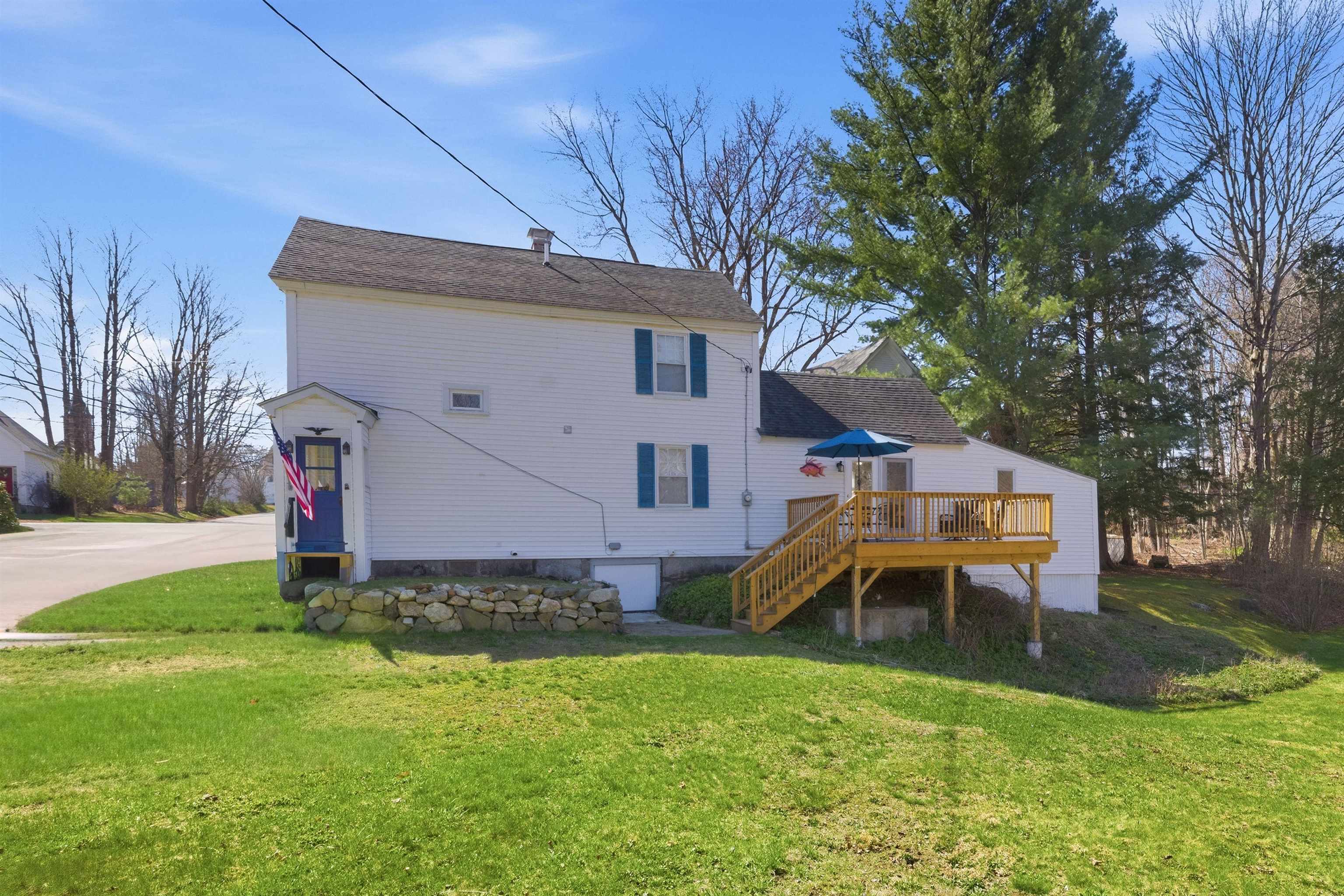 33 Tanner Street Concord, NH 03303 - Photo 3 of 67
