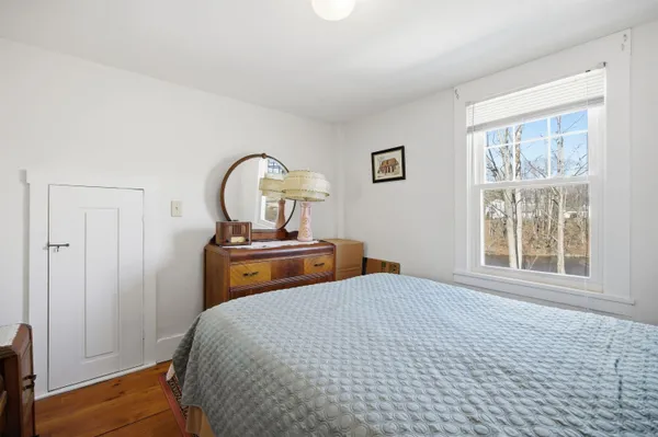 $479,900 | 33 Tanner Street, Concord, NH 03303