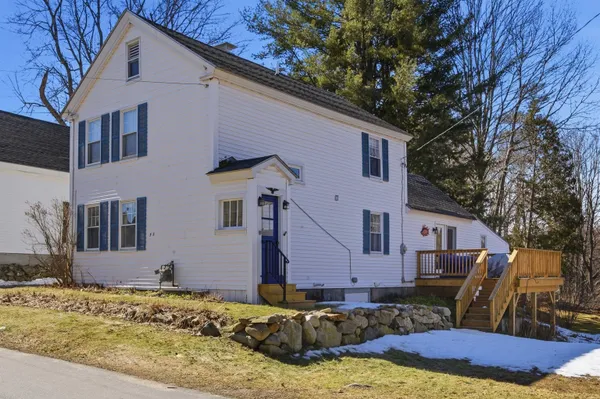 $479,900 | 33 Tanner Street, Concord, NH 03303