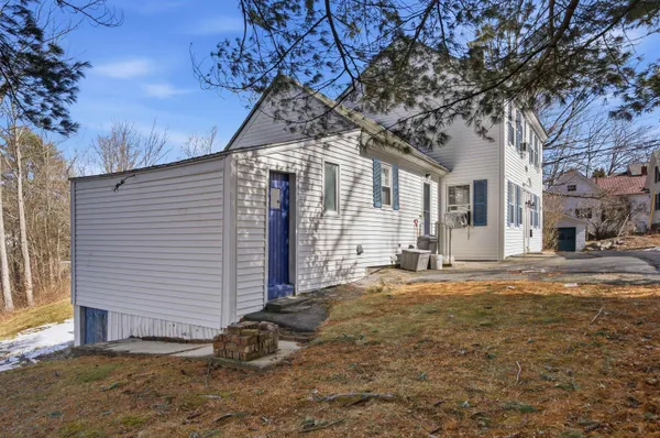 $479,900 | 33 Tanner Street, Concord, NH 03303