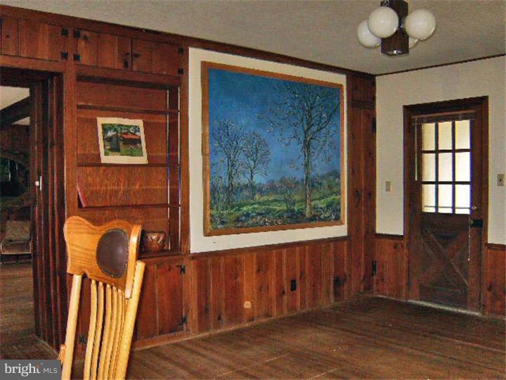 1086 Kaolin Road Kennett Square, PA 19348 - Photo 10 of 25 Den