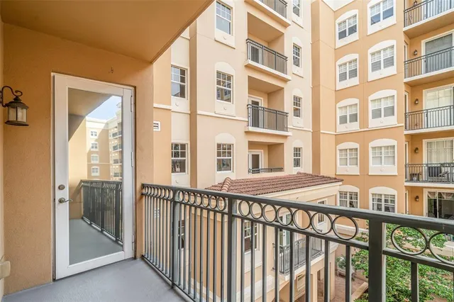 $340,000 | 1064 North Tamiami Trail, Unit 1324, Sarasota, FL 34236