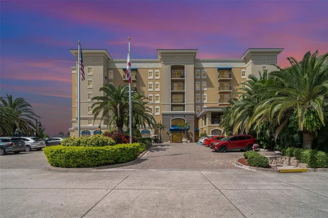 $340,000 | 1064 North Tamiami Trail, Unit 1324, Sarasota, FL 34236