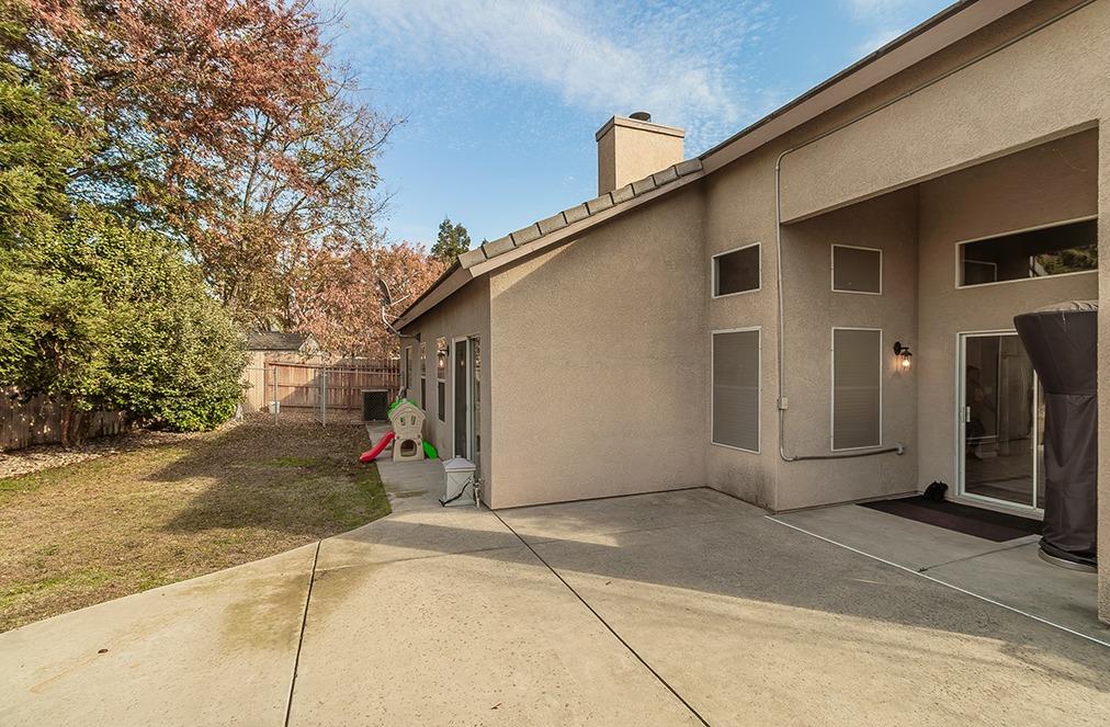 2074 East Revere Road Fresno, CA 93720 - Photo 26 of 39 a view of a garage