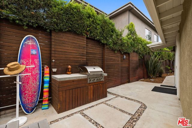 $2,195,000 | 3493 Greenwood Avenue, Los Angeles, CA 90066