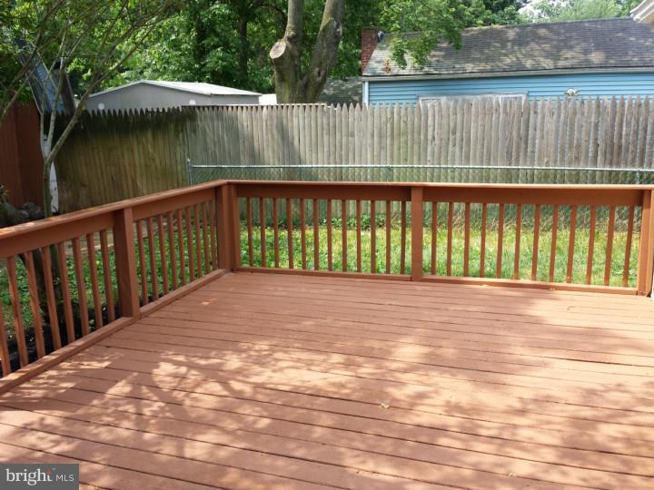 318 East Rudderow Avenue Maple Shade, NJ 08052 - Photo 16 of 21 Deck