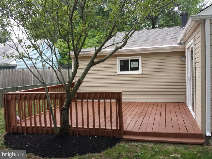 318 East Rudderow Avenue Maple Shade, NJ 08052 - Photo 17 of 21 Deck