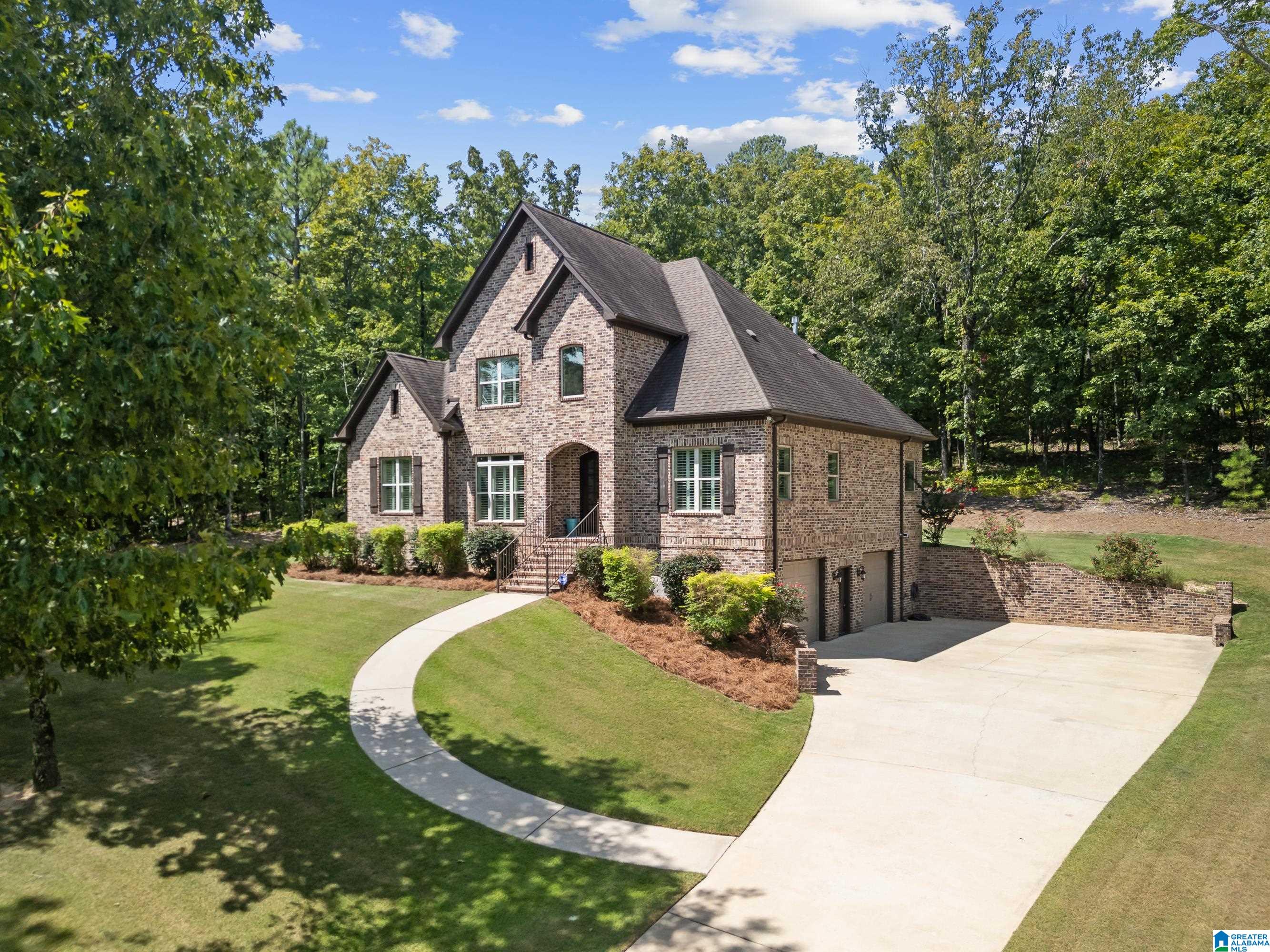 321 Logos Trace Alabaster, AL 35007 - Photo 1 of 71