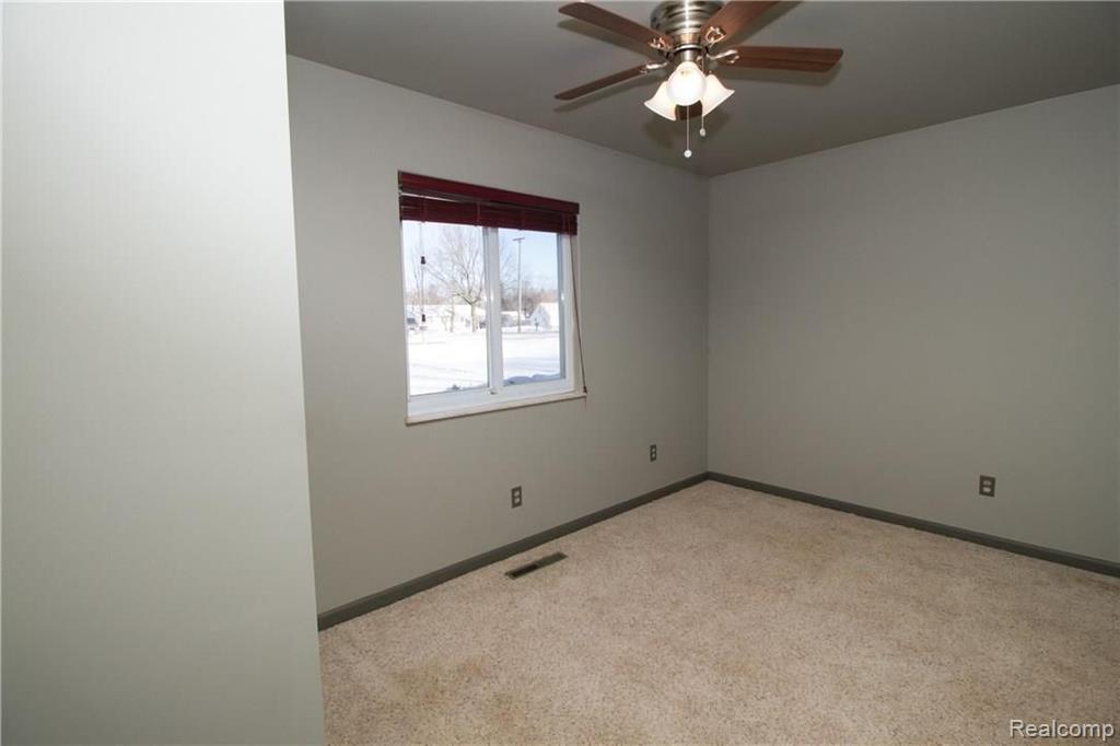 5501 Corunna Road Flint, MI 48532 - Photo 72 of 78