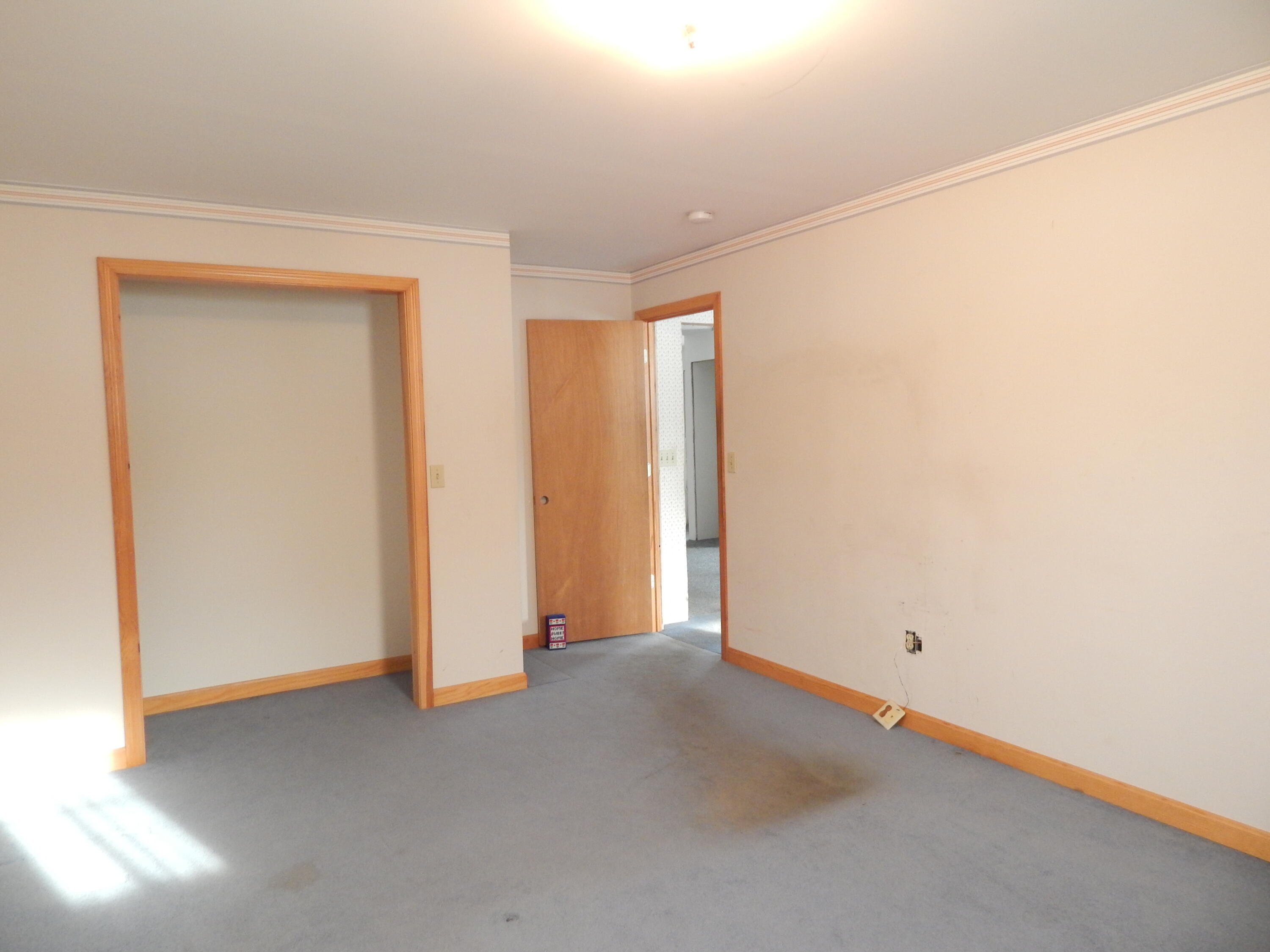 19 Park Street Paris, ME 04281 - Photo 11 of 40 DSCN5252 - Copy