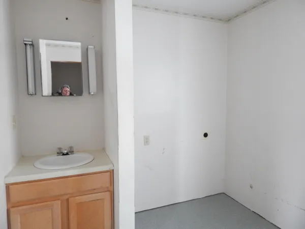 $275,000 | 19 Park Street, Paris, ME 04281