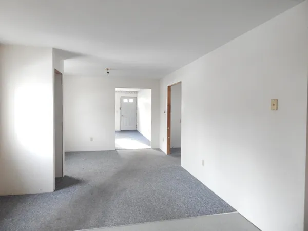 $275,000 | 19 Park Street, Paris, ME 04281