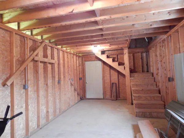 $275,000 | 19 Park Street, Paris, ME 04281