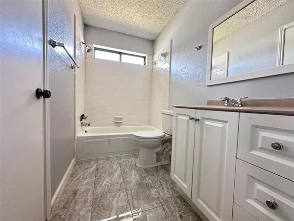 $2,449 | 1422 Beckwith Drive, Arlington, TX 76018