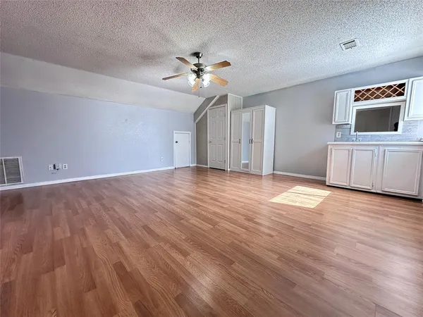 $2,449 | 1422 Beckwith Drive, Arlington, TX 76018