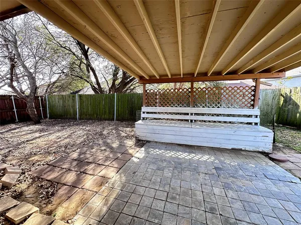$2,449 | 1422 Beckwith Drive, Arlington, TX 76018