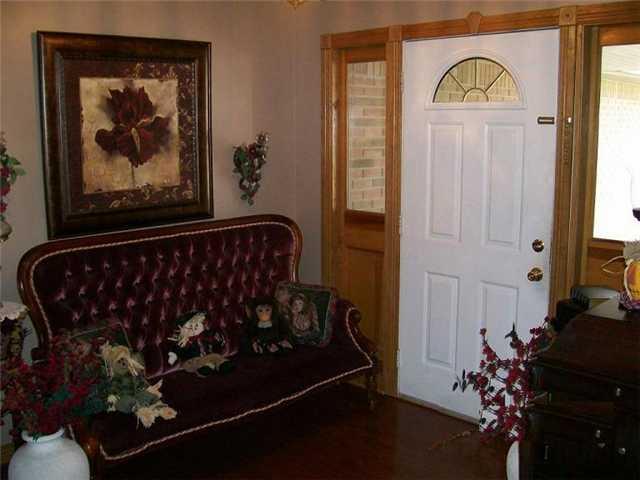 1511 R R J Boulevard Martinsville, IN 46151 - Photo 3 of 7 Gallery Image 3