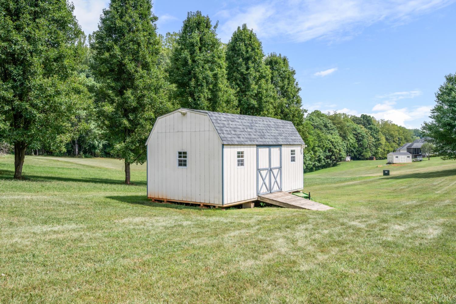 1839 Goode Road Goode, VA 24556 - Photo 53 of 66 Gallery Image 53