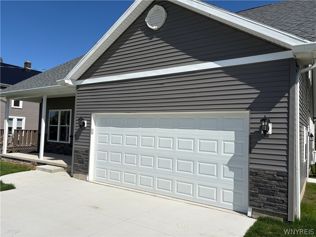 5200 Berg Road West Seneca, NY 14218 - Photo 3 of 43