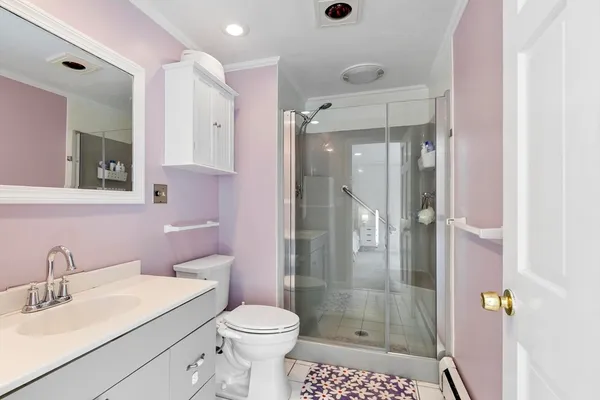 $699,900 | 172 High Street, Chelmsford, MA 01824