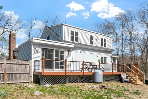 $699,900 | 172 High Street, Chelmsford, MA 01824