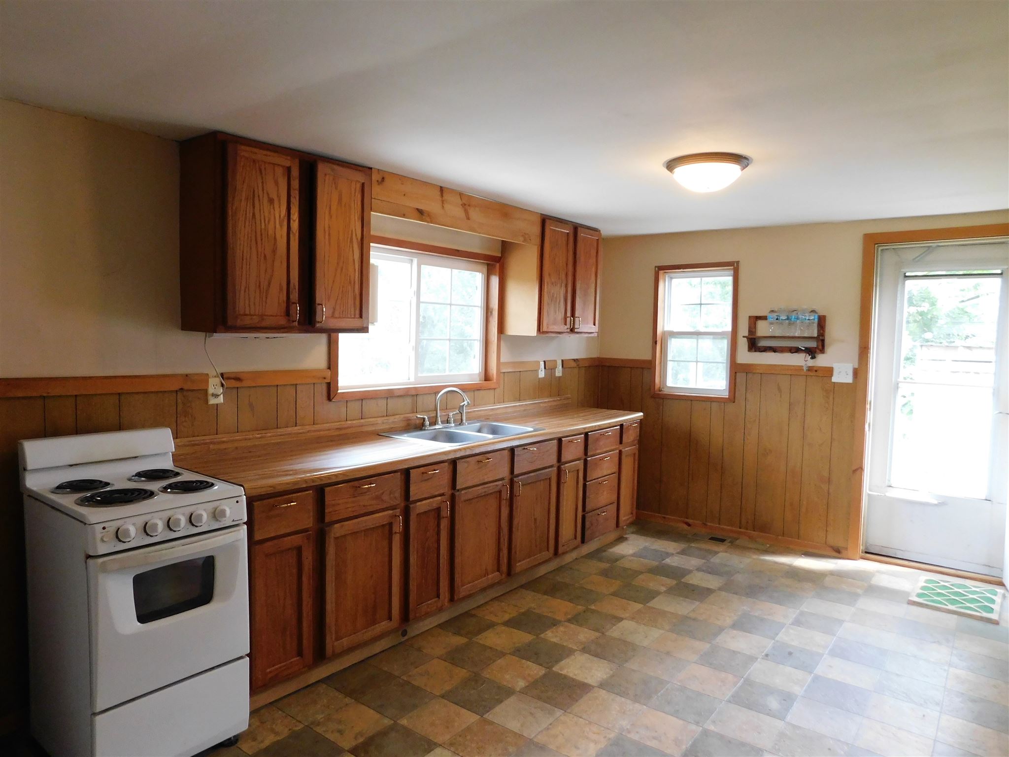 2887 Hyden Road Spencer, IN 47460 - Photo 2 of 16
