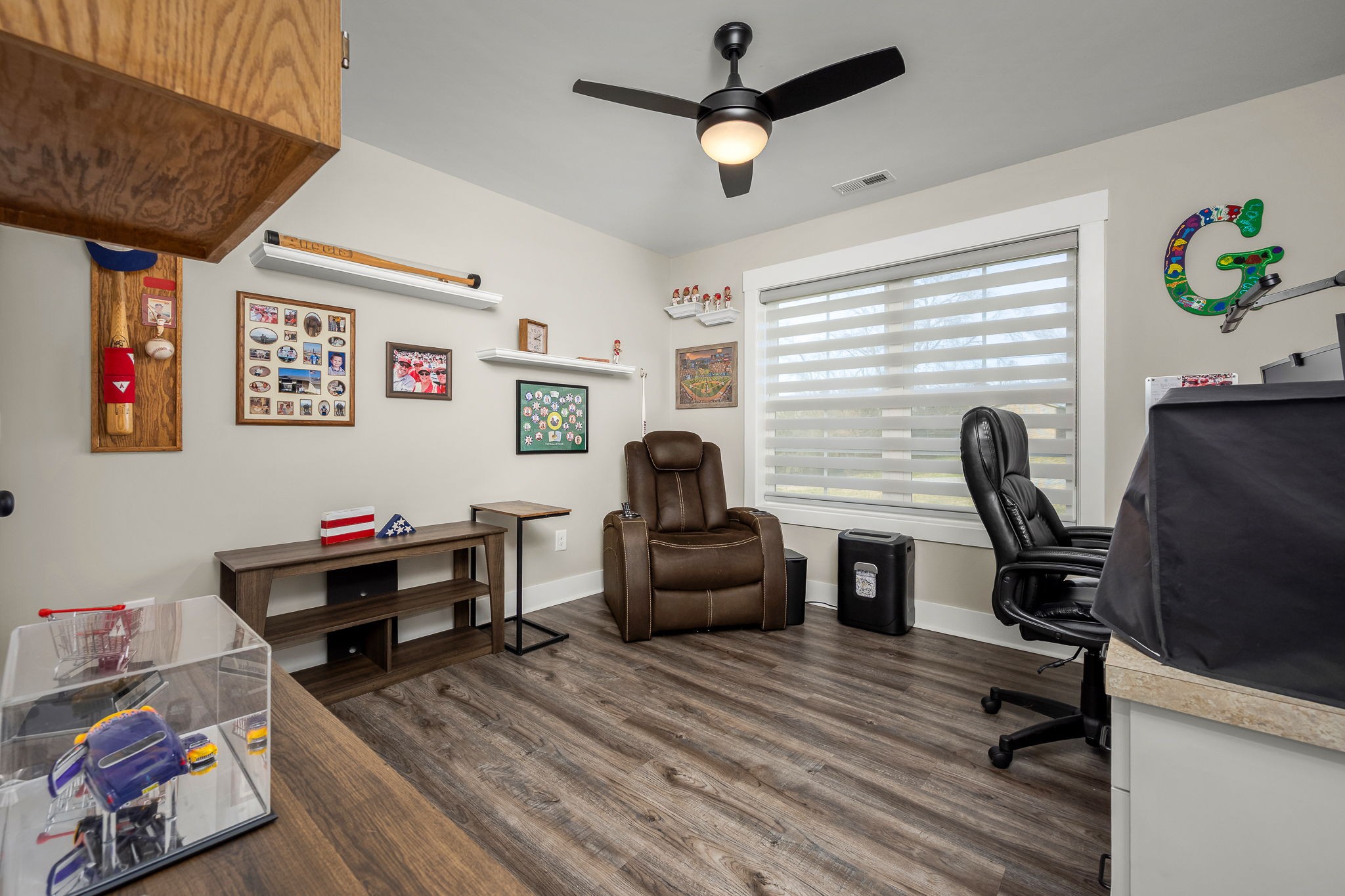 104 Rolling Road Shelbyville, TN 37160 - Photo 30 of 44 a view of a workspace with furniture and a window