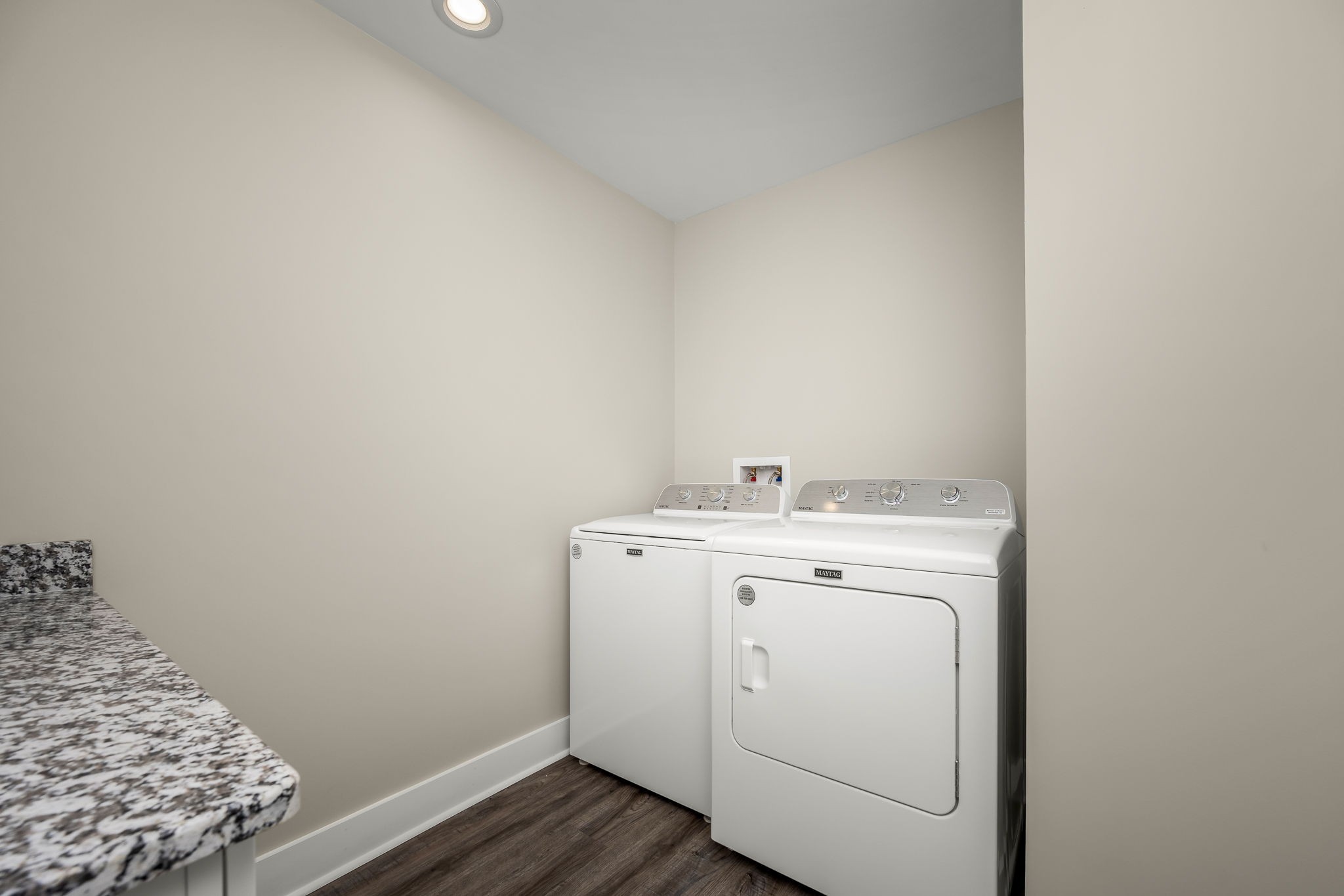 104 Rolling Road Shelbyville, TN 37160 - Photo 32 of 44 a utility room with dryer and washer