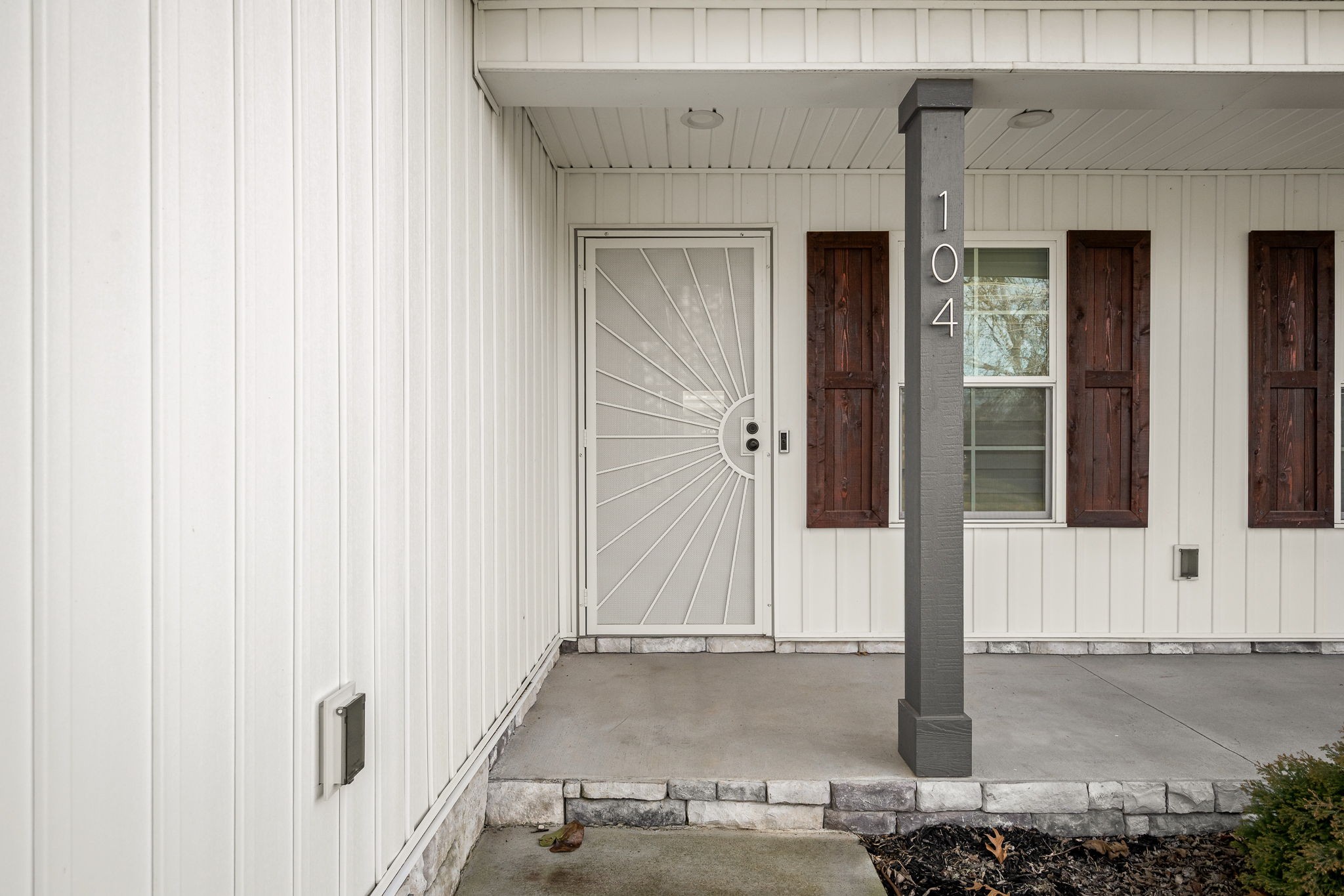 104 Rolling Road Shelbyville, TN 37160 - Photo 5 of 44 a view of a house with a outdoor space