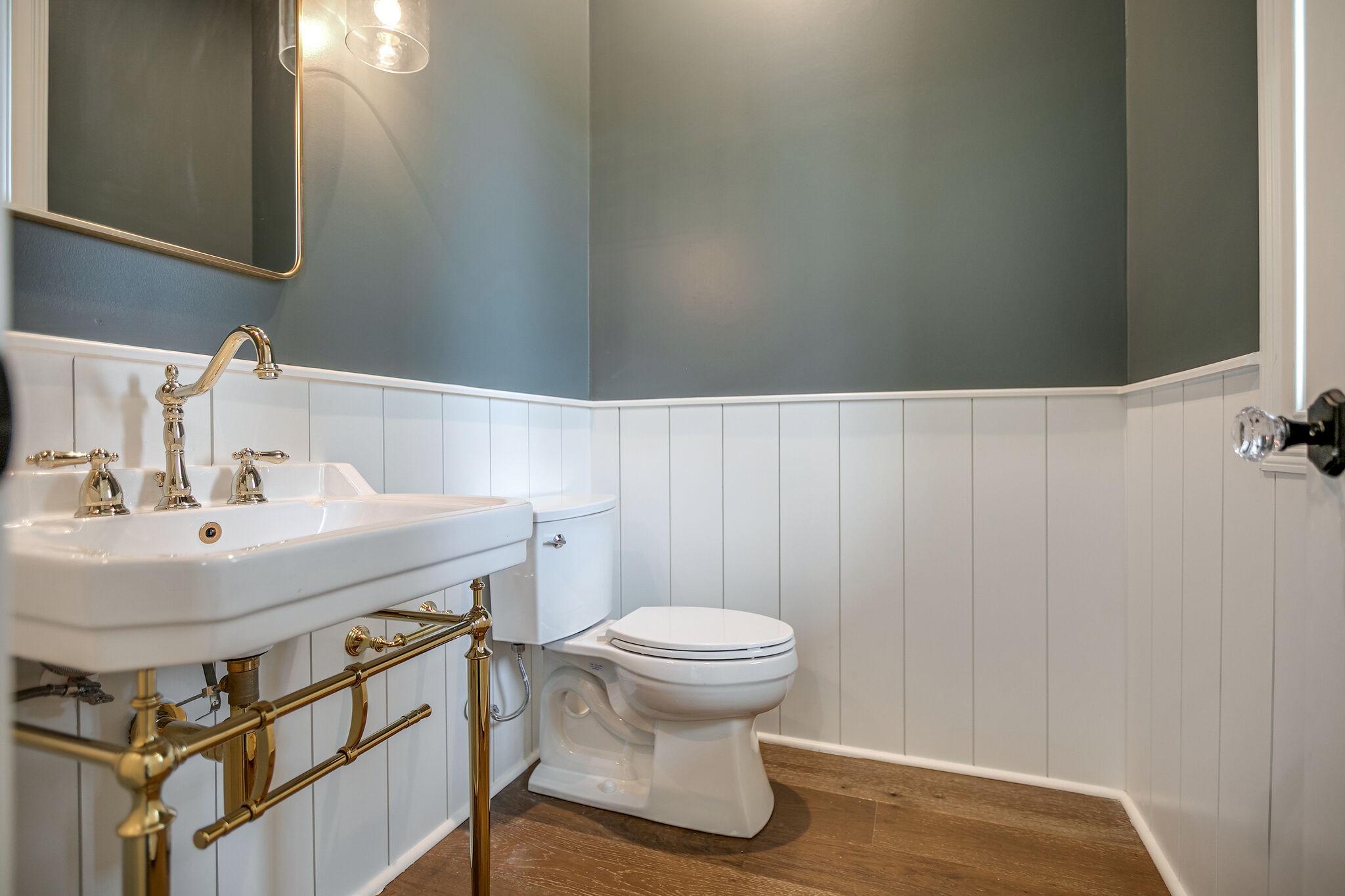 4101 Sneed Road Nashville, TN 37215 - Photo 27 of 63 a bathroom with a sink and a toilet
