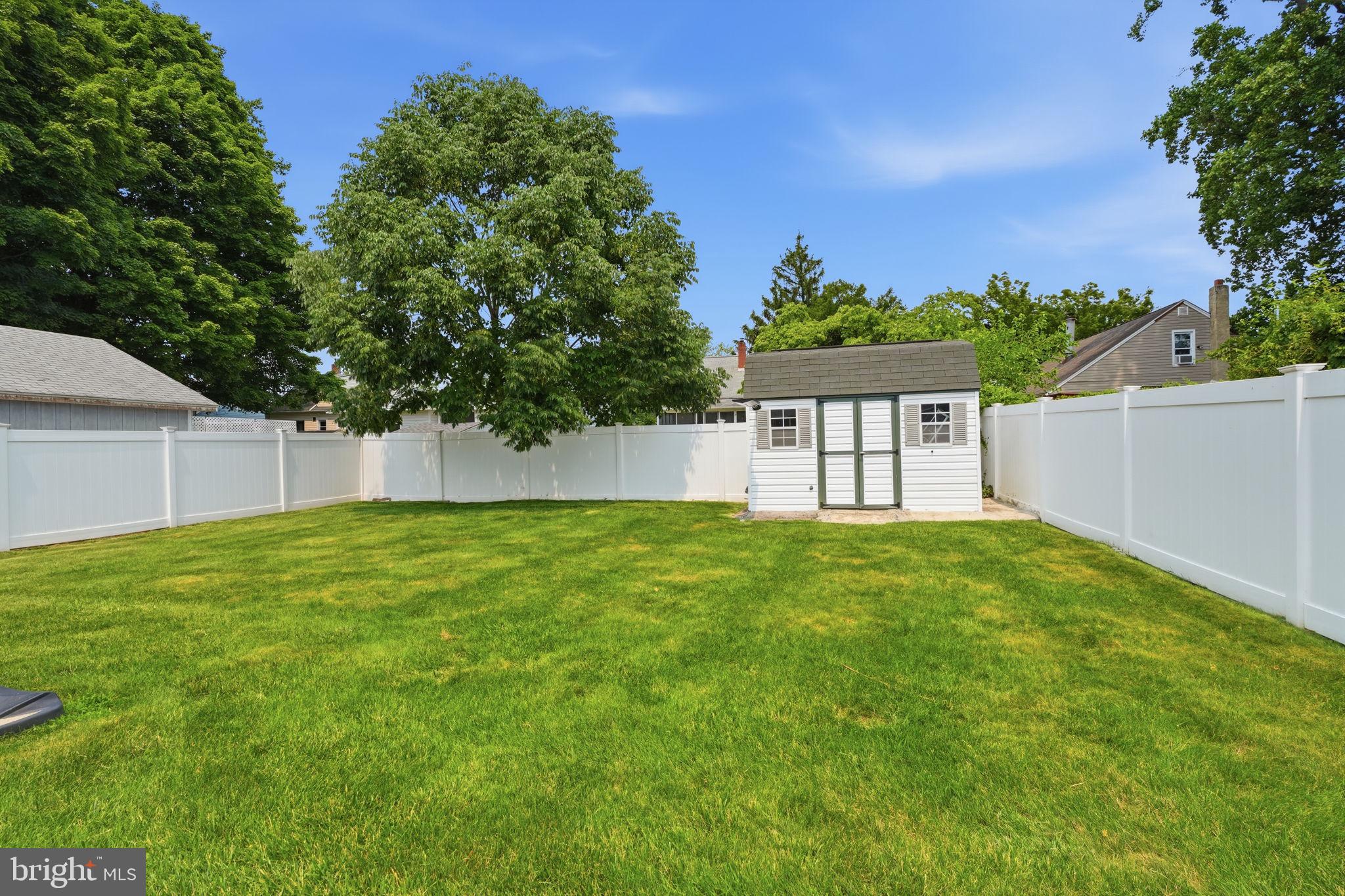 2347 Maple Avenue Croydon, PA 19021 - Photo 41 of 60 Spacious yard with charming shed.