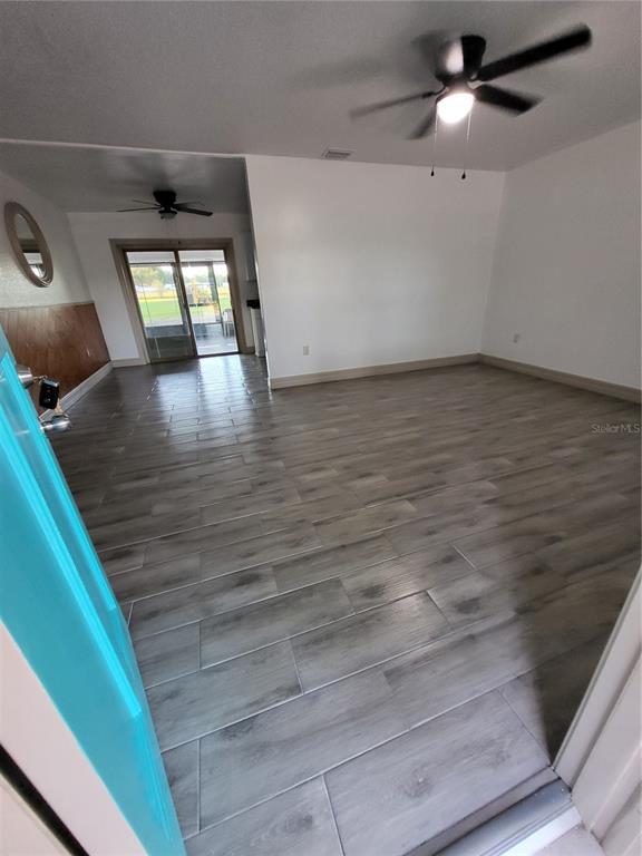 4454 Edwards Road Plant City, FL 33567 - Photo 8 of 54 Gallery Image 8