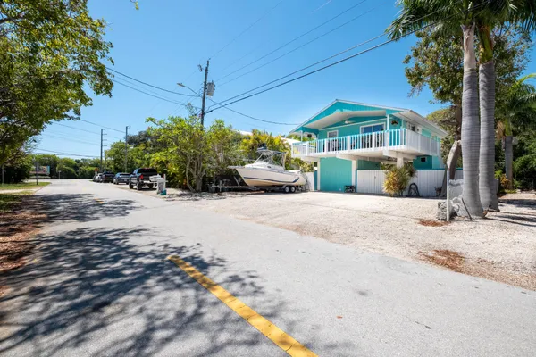 $659,900 | 21 Meridian Avenue, Key Largo, FL 33037
