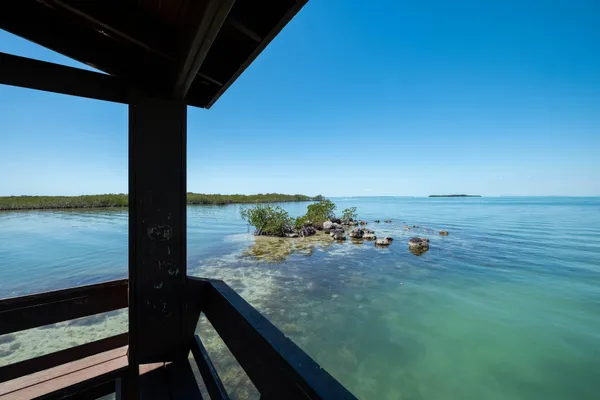 $659,900 | 21 Meridian Avenue, Key Largo, FL 33037