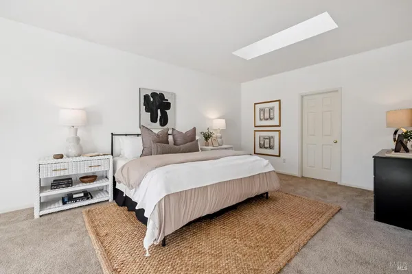 $1,150,000 | 614 Deerfield Lane, Petaluma, CA 94952