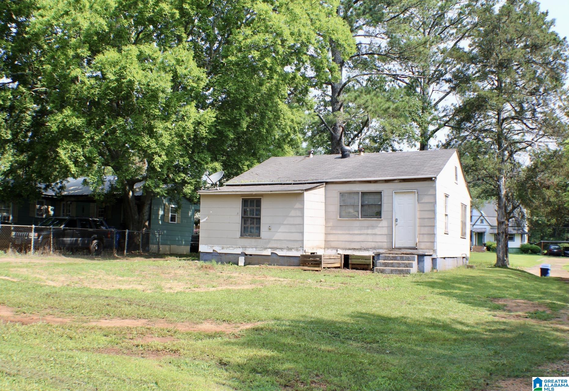149 Shocco Springs Road Talladega, AL 35160 - Photo 3 of 18